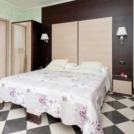 Tonina 1 Λα Σπέτσια